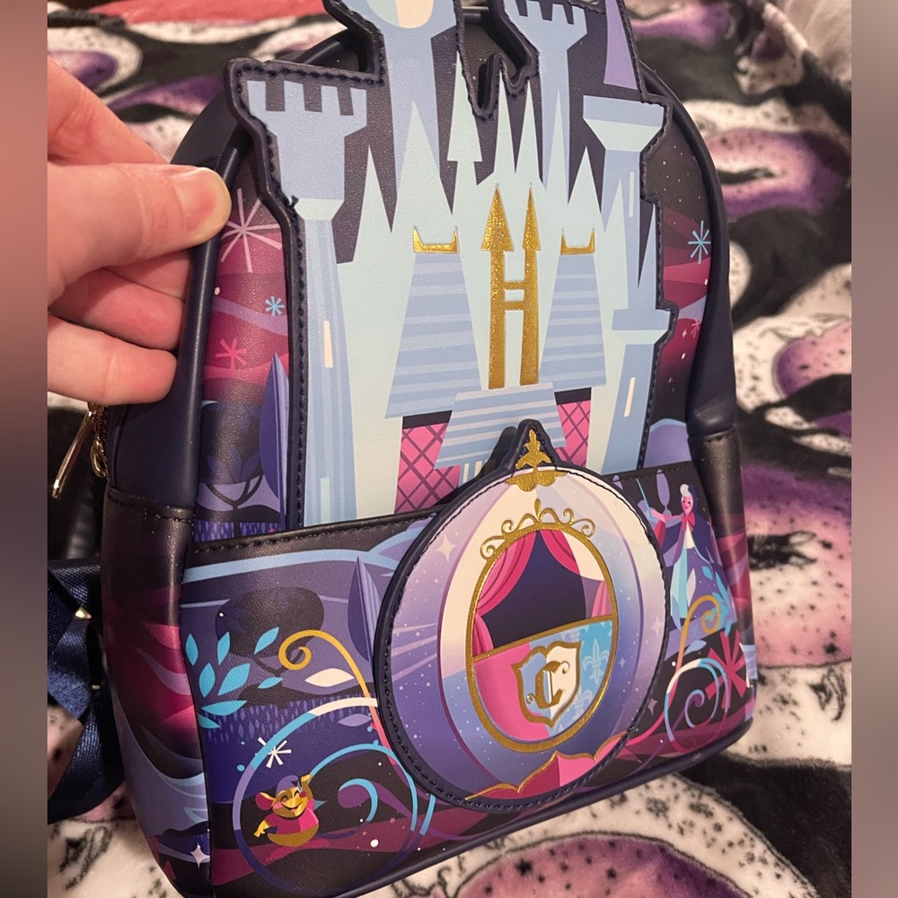 Disney Loungefly Cinderella castle backpack never used